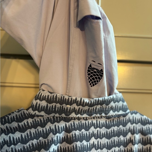 Jolly Gear triple crown button down sun hoodie M/L $95 - Picture 8 of 12